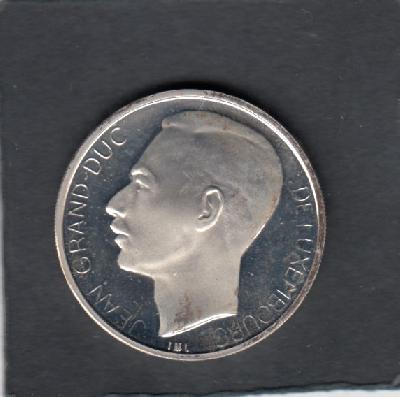 Beschrijving: 250 Francs  BENELUX  stain